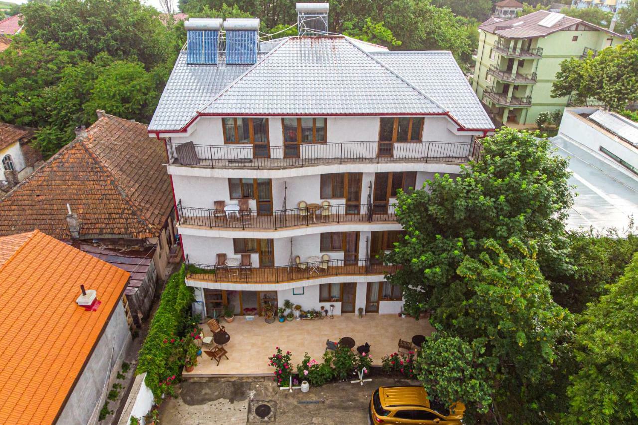 La Papu Si Maia Hotel Ефорие Суд Екстериор снимка