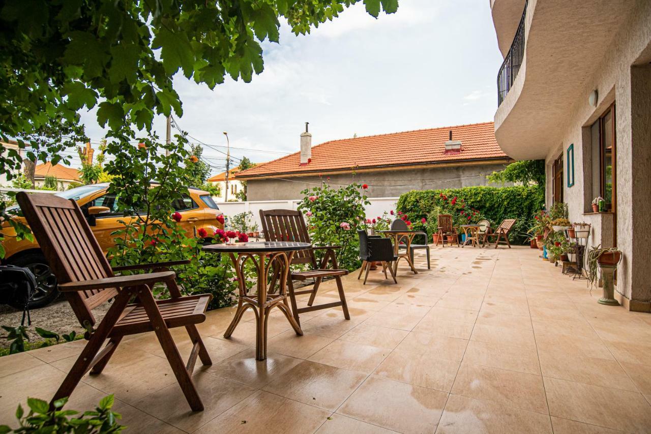 La Papu Si Maia Hotel Ефорие Суд Екстериор снимка