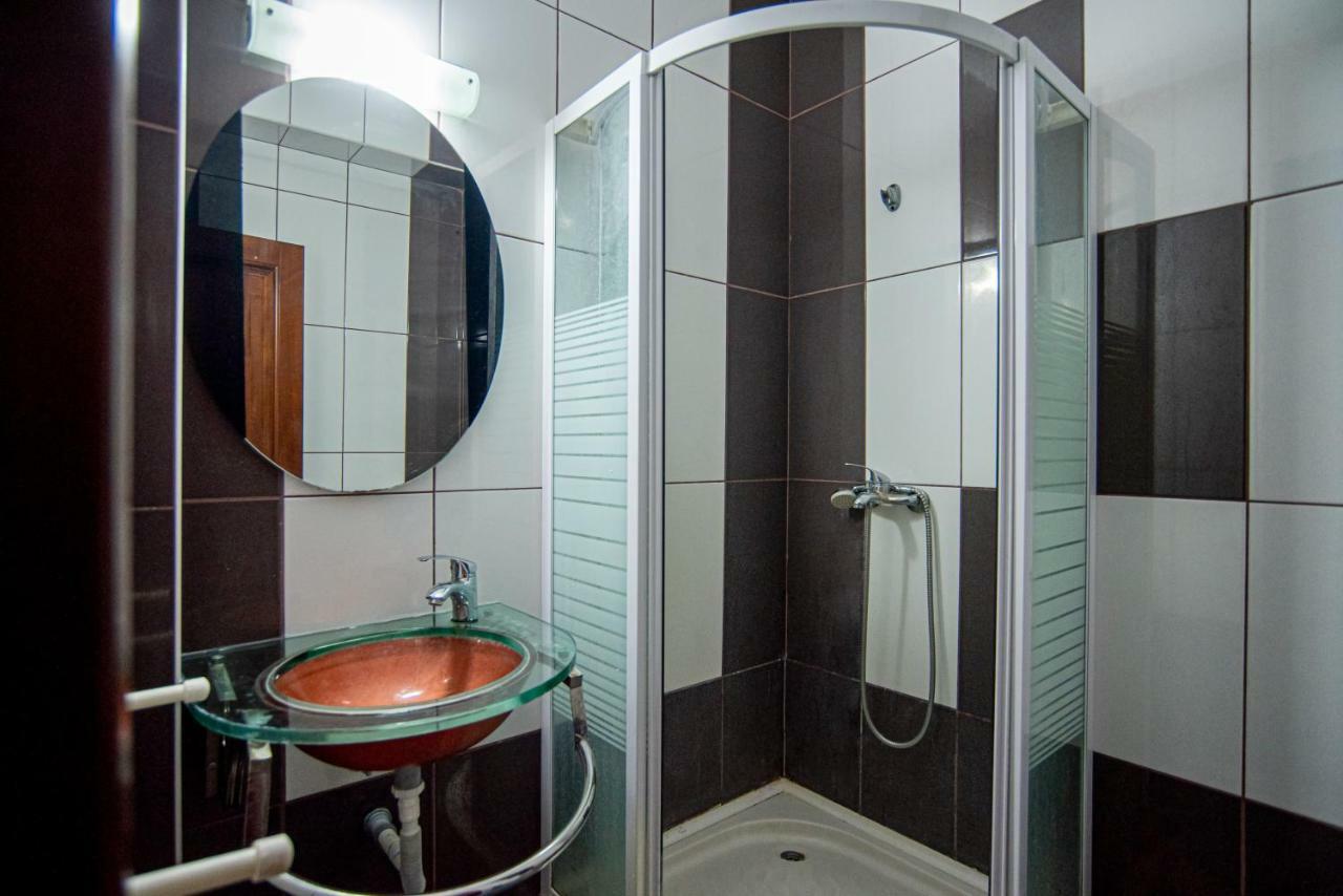 La Papu Si Maia Hotel Ефорие Суд Екстериор снимка